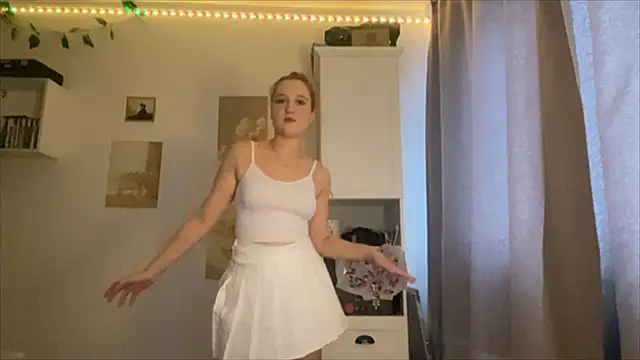 PettyKyper online show from 10-17-25, 01:46