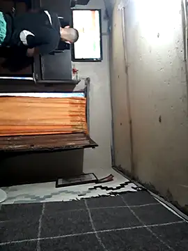 Snapshot of sexdol2 chatting on 12-21-25, 10:28 sexdol2 online show from 12-21-25, 10:28