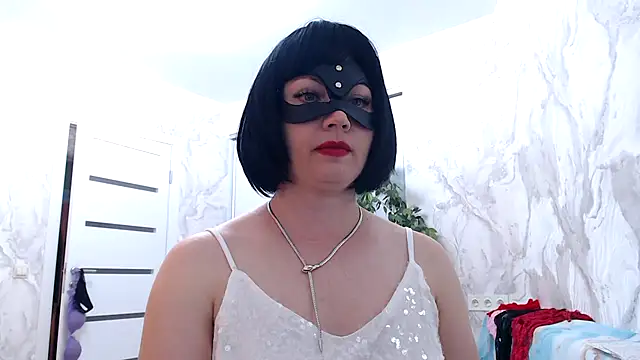 Snapshot of Julia_your_Sweet chatting on 06-30-26, 01:23 Julia your Sweet online show from 06-30-26, 01:23