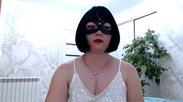 Snapshot of Julia_your_Sweet chatting on 07-20-26, 02:30 Julia your Sweet online show from 07-20-26, 02:30