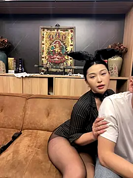 zhenzhen666 online show from 11-06-25, 03:57