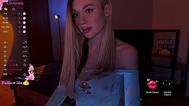 Snapshot of MaryRass chatting on 11-28-25, 08:28 MaryRass online show from 11-28-25, 08:28