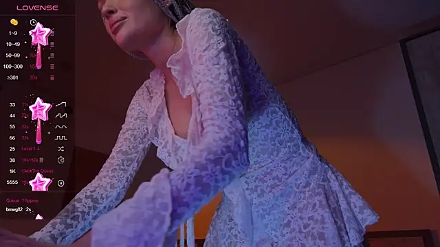 Snapshot of MaryRass chatting on 12-20-25, 10:22 MaryRass online show from 12-20-25, 10:22