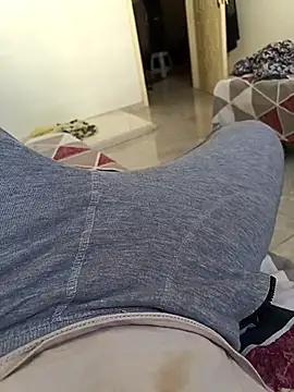 Snapshot of vi25vofgg chatting on 11-10-25, 09:08 vi25vofgg online show from 11-10-25, 09:08