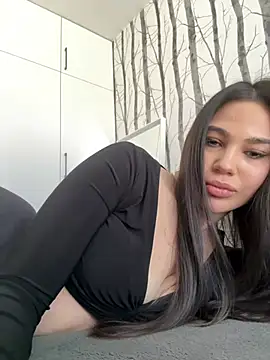 Sweet Lana69 online show from 04-23-26, 10:25