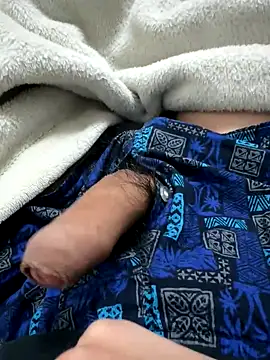 Snapshot of haruki_18old chatting on 12-22-25, 01:30 haruki 18old online show from 12-22-25, 01:30