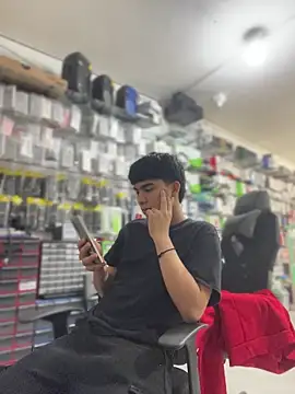 HarmonicOdour online show from 11-04-25, 01:54