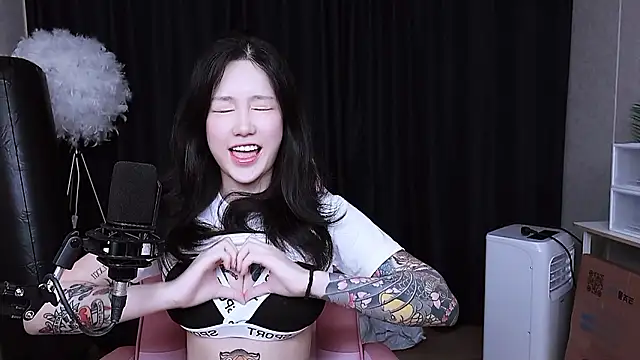 MISA 02 online show from 10-27-25, 04:11