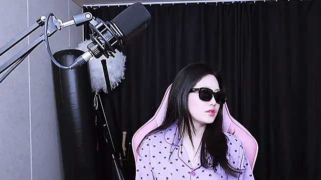 MISA 02 online show from 11-20-25, 02:06