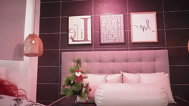 Thalia Karlson online show from 12-17-25, 12:33