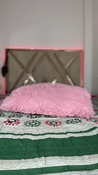 Jacovo2002 online show from 10-24-25, 05:20