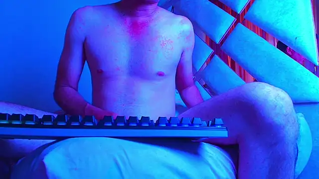 Snapshot of damian_0490 chatting on 11-03-25, 05:03 damian 0490 online show from 11-03-25, 05:03