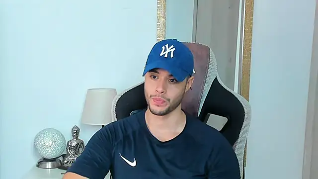 Snapshot of Ken_mailik1 chatting on 01-10-26, 03:41 Ken mailik1 online show from 01-10-26, 03:41