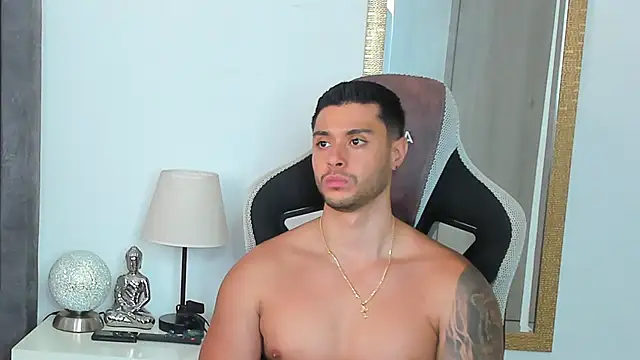 Snapshot of Ken_mailik1 chatting on 03-26-26, 05:40 Ken mailik1 online show from 03-26-26, 05:40