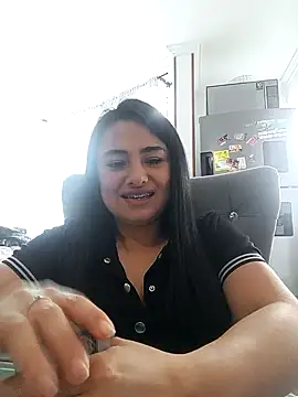 Snapshot of solerpamela chatting on 10-12-25, 09:25 solerpamela online show from 10-12-25, 09:25