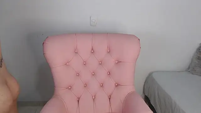 KiaraOlivera online show from 12-02-25, 12:21