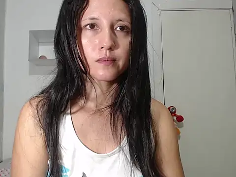 Snapshot of Renata_Rivas chatting on 01-14-26, 04:51 Renata Rivas online show from 01-14-26, 04:51