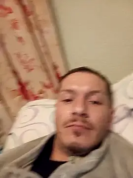 Snapshot of Graimito chatting on 02-03-26, 12:53 Graimito online show from 02-03-26, 12:53