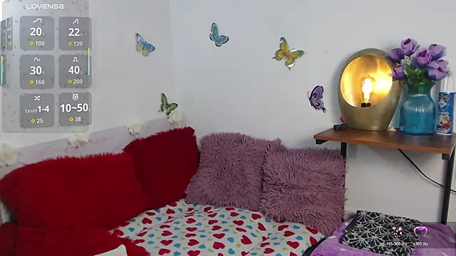 alix kitty online show from 07-18-26, 09:29