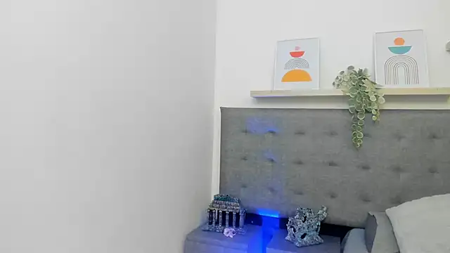 Snapshot of harper_brown1 chatting on 10-29-25, 02:25 harper brown1 online show from 10-29-25, 02:25