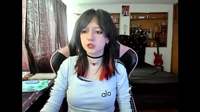 Snapshot of Maki_Zein_ chatting on 11-07-25, 03:01 Maki Zein online show from 11-07-25, 03:01