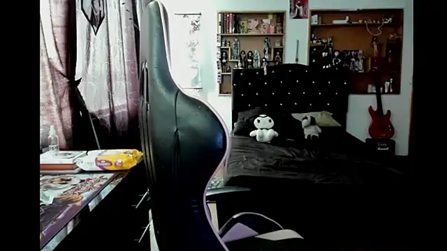 Snapshot of Maki_Zein_ chatting on 03-06-26, 04:36 Maki Zein online show from 03-06-26, 04:36