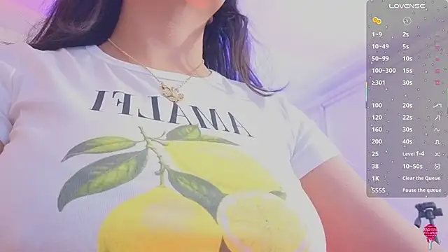 MARIANA TAY1 online show from 06-15-26, 03:09