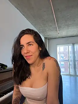 Snapshot of Lolathebaddie chatting on 02-11-26, 05:29 Lolathebaddie online show from 02-11-26, 05:29