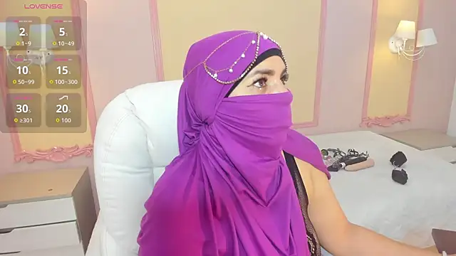  naylaa  online show from 04-26-26, 03:04