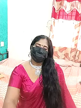 Snapshot of tamil-aunt chatting on 10-12-25, 05:50 tamil-aunt online show from 10-12-25, 05:50