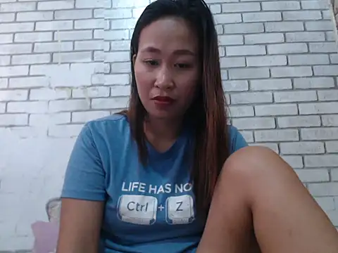 Snapshot of pretty_lusii chatting on 02-01-26, 08:24 pretty lusii online show from 02-01-26, 08:24