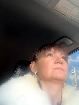 Butterfly8385 online show from 10-19-25, 08:37