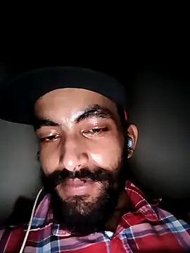 Snapshot of favgod chatting on 10-20-25, 06:19 favgod online show from 10-20-25, 06:19