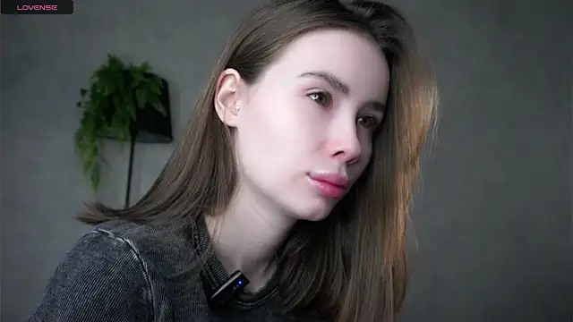 Snapshot of MonetLeitman chatting on 03-14-26, 01:23 MonetLeitman online show from 03-14-26, 01:23