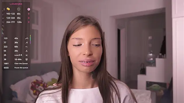 Snapshot of LoisKeedah chatting on 12-13-25, 07:53 LoisKeedah online show from 12-13-25, 07:53