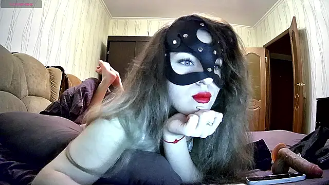 Snapshot of EvaTech chatting on 03-18-26, 06:00 EvaTech online show from 03-18-26, 06:00