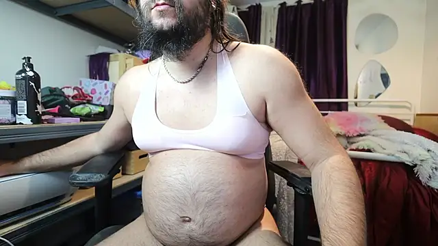 Snapshot of maddy_kinky chatting on 03-29-26, 04:51 maddy kinky online show from 03-29-26, 04:51