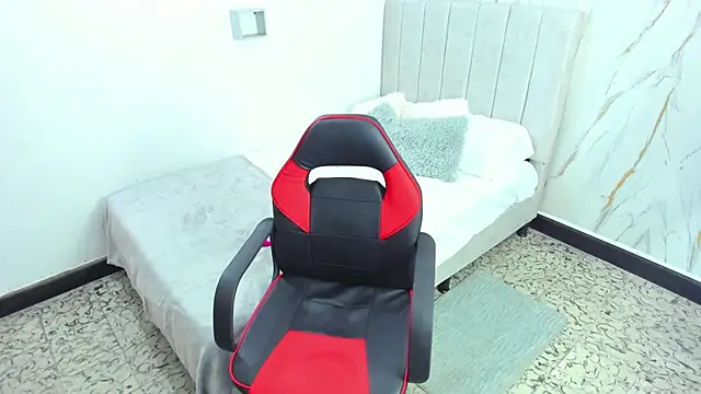 Amira mansour online show from 11-07-25, 04:18