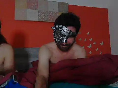 Snapshot of Goodvibratesduo chatting on 02-13-26, 08:49 Goodvibratesduo online show from 02-13-26, 08:49