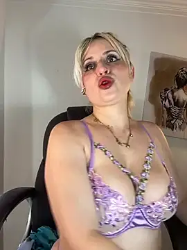 Adeline 1 online show from 06-09-26, 02:45