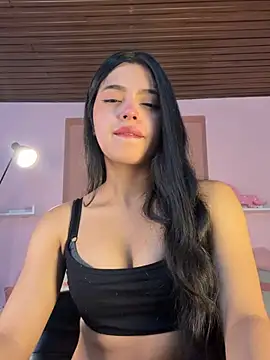 LunaMoore Pink online show from 07-15-26, 12:21