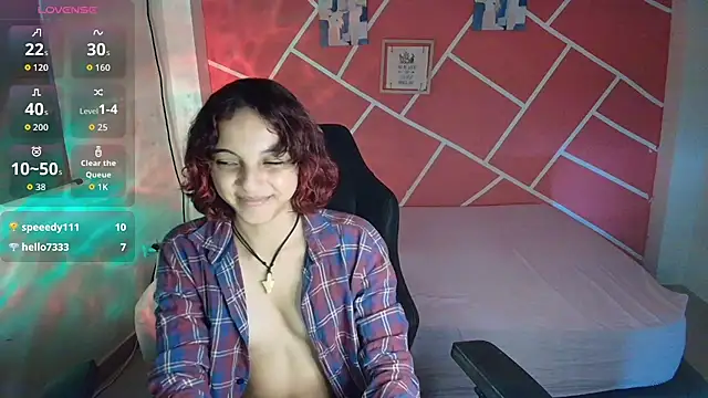 Snapshot of sweety_dreambaby chatting on 12-21-25, 09:11 sweety dreambaby online show from 12-21-25, 09:11