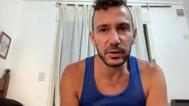 Snapshot of absoluthorrorfield chatting on 01-12-26, 11:32 absoluthorrorfield online show from 01-12-26, 11:32