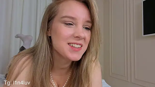 AIicaparkerc online show from 11-18-25, 10:36