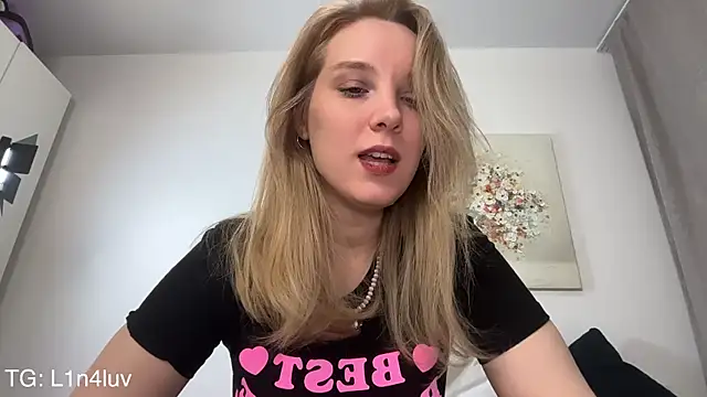 AIicaparkerc online show from 03-02-26, 03:41