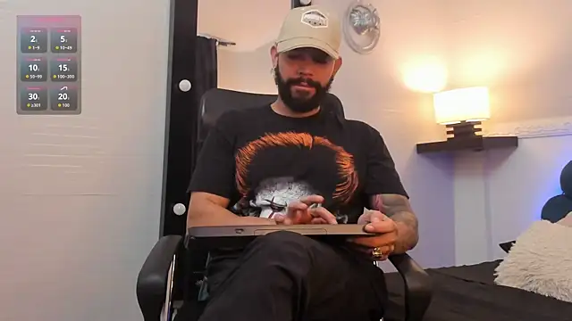 Snapshot of AlukardBig chatting on 01-09-26, 01:14 AlukardBig online show from 01-09-26, 01:14