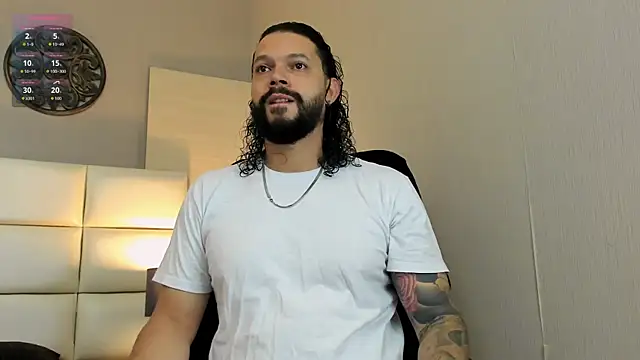 Snapshot of AlukardBig chatting on 02-12-26, 03:29 AlukardBig online show from 02-12-26, 03:29