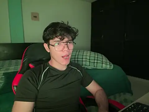 Im Camii online show from 06-23-26, 05:44