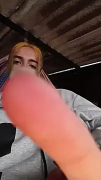 saenzjhonny online show from 10-16-25, 10:11