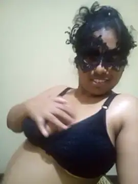 Expose Queen online show from 03-14-26, 06:24